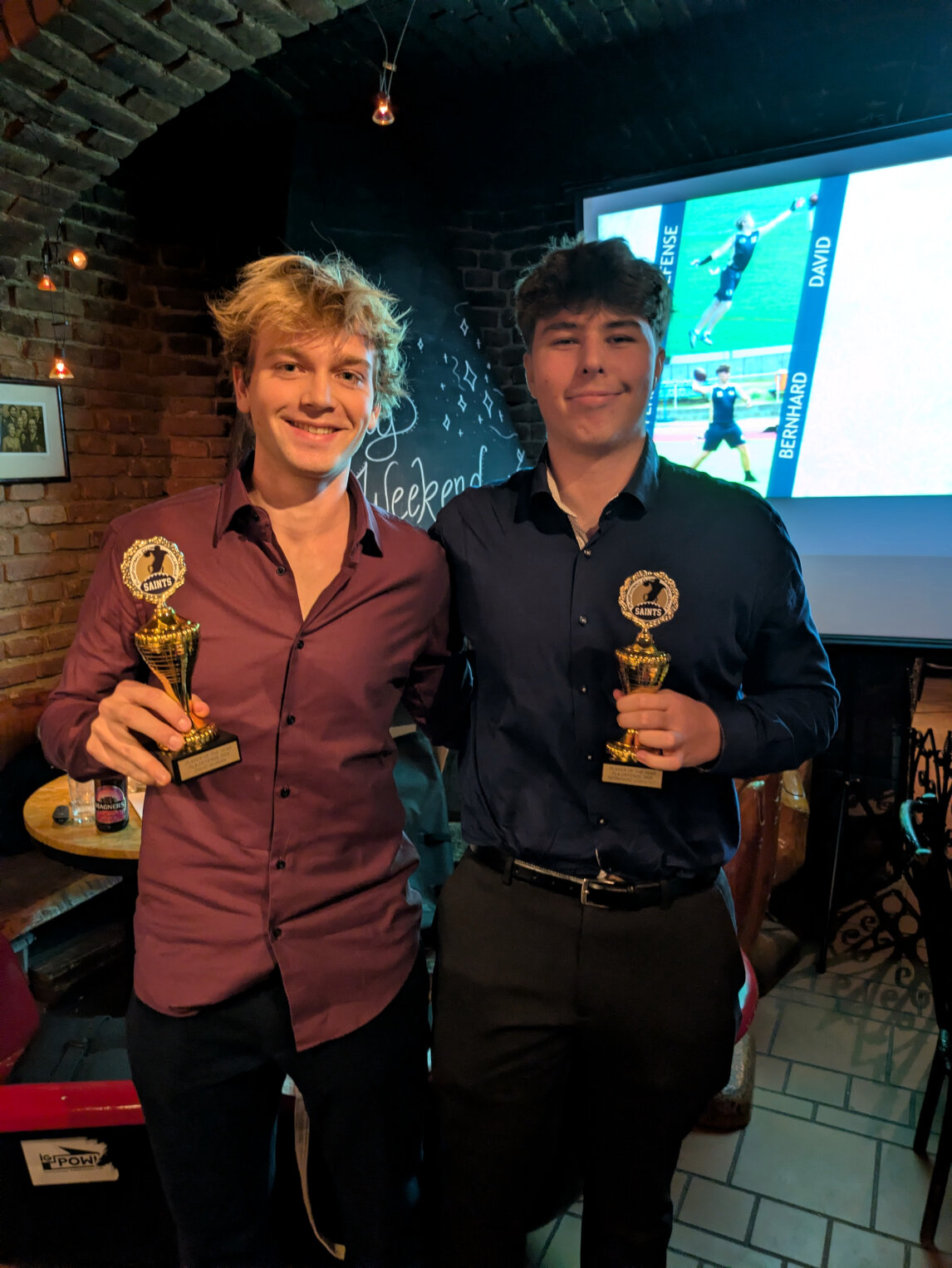 PXL 20251129 180148713