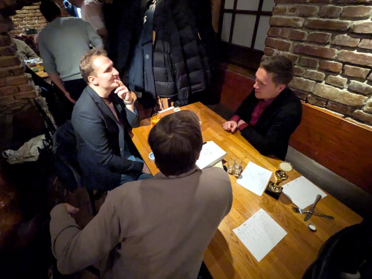 PXL 20251129 204004440.MP