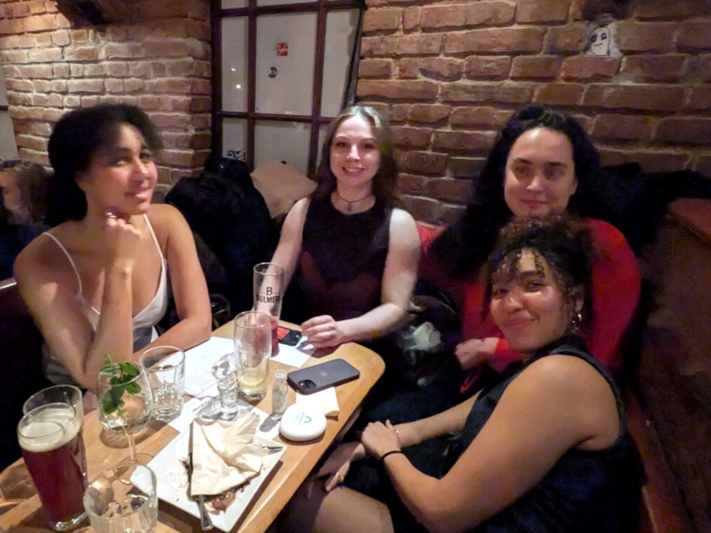 PXL 20251129 204045219.MP